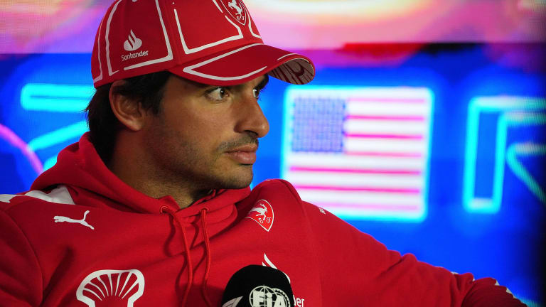 Sainz destaca a McLaren como ejemplo para vencer a Red Bull en la F1 2024